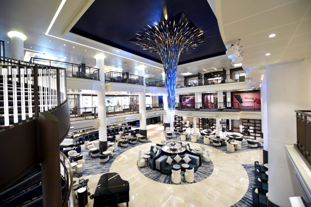 P&O Cruises Britannia Atrium
