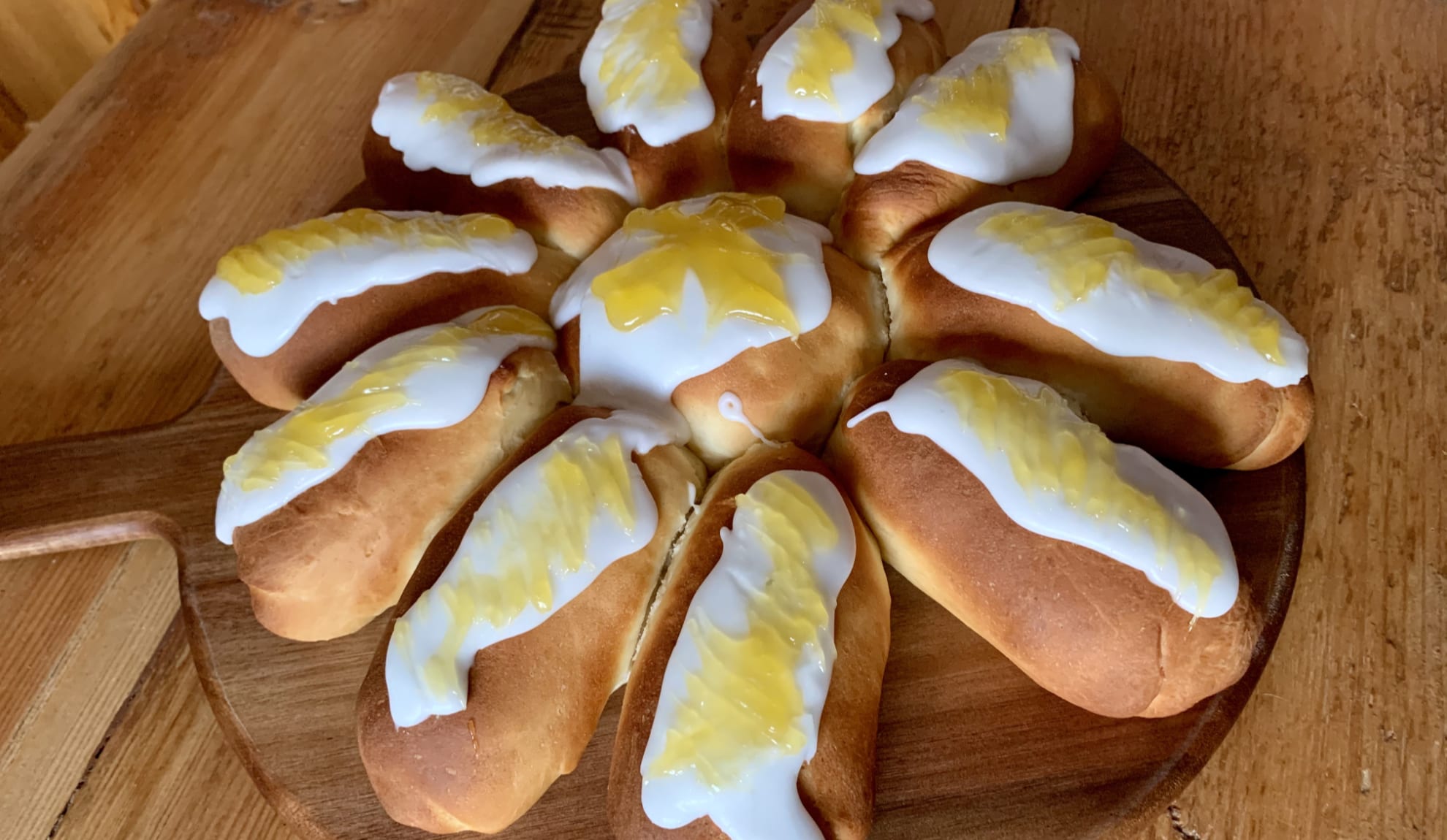 Lemon Iced Buns Recipe